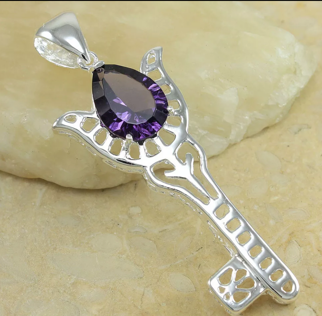 silver, amethyst pendant with silver chain