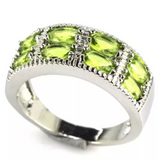 silver, peridot size 7