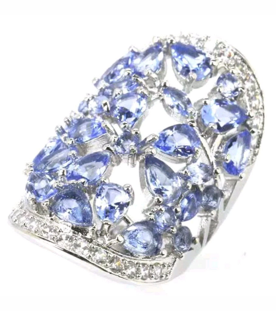 Silver, tanzanite size 7