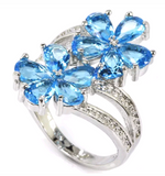 Silver, swiss blue topaz size 9
