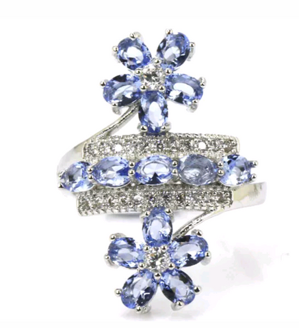 Silver, tanzanite size 8