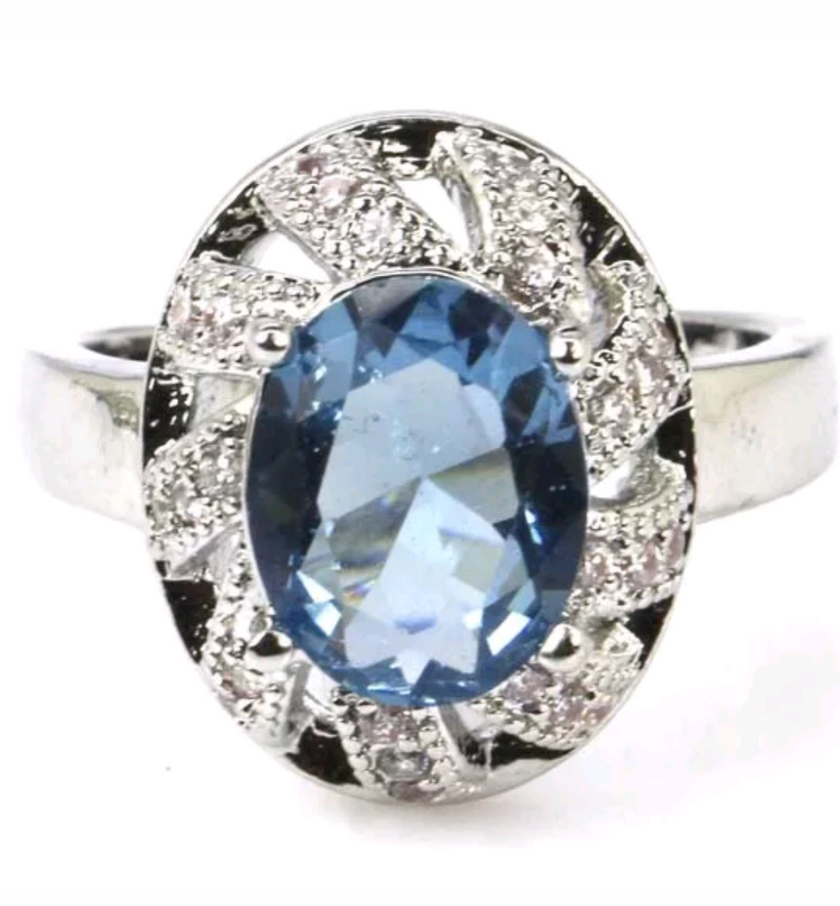 Silver, London blue topaz size 8