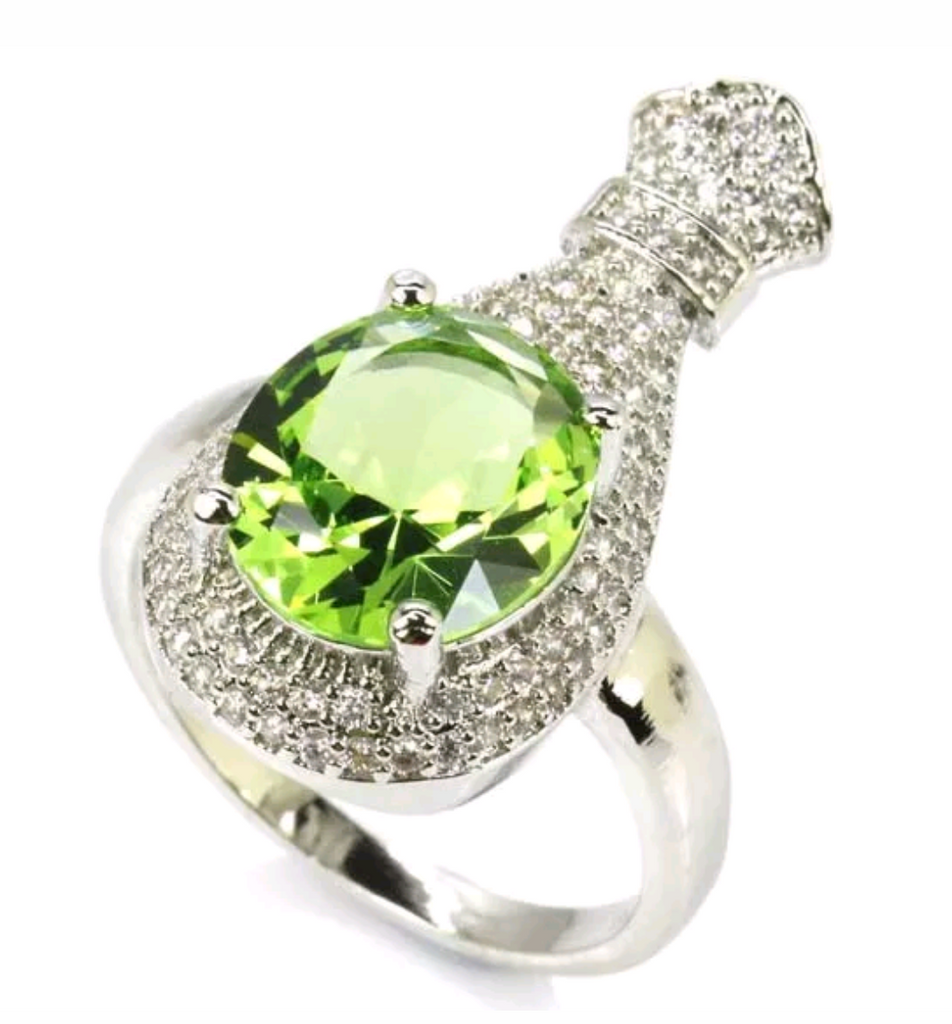 Silzer, green tsavorite garnet size 7.5