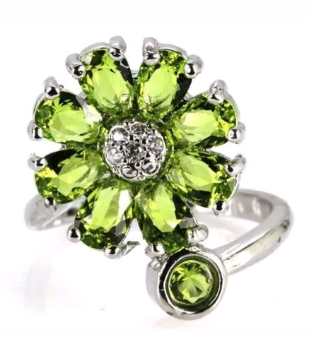 Silver, green peridot size 8.5