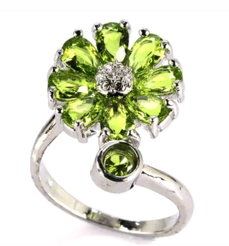 Silver, Green peridot size 9