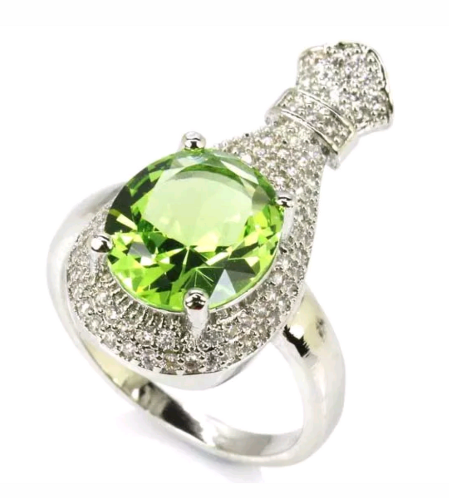 Silver, Tsavorite size 6.5