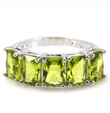 Silver, peridot size 8