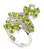 Silver, peridot size 8