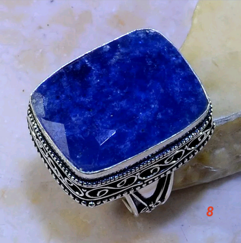 Rough Sapphire. Size 8