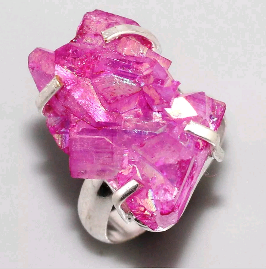 Silver, pink titanium druzy size 6